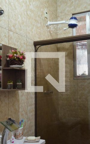 Casa à venda com 210m², 3 quartos e 6 vagasBanheiro Social