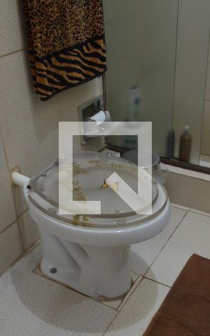 Casa à venda com 210m², 3 quartos e 6 vagasBanheiro da Suíte