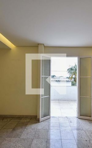 Casa para alugar com 215m², 4 quartos e 2 vagasQuarto 01