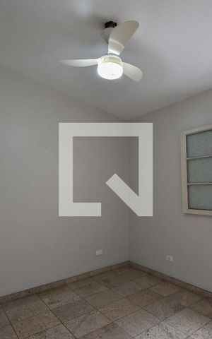 Casa para alugar com 215m², 4 quartos e 2 vagasQuarto 04