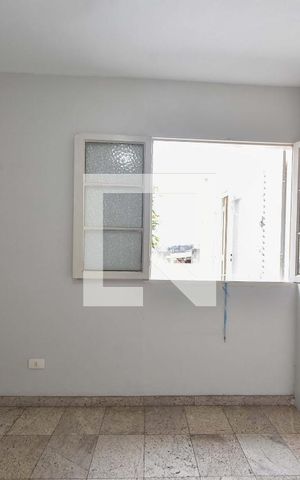 Casa para alugar com 215m², 4 quartos e 2 vagasQuarto 04