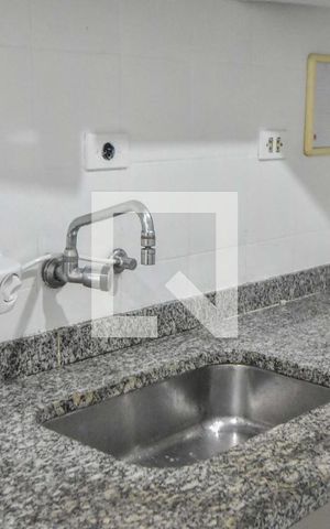 Casa para alugar com 215m², 4 quartos e 2 vagasCozinha