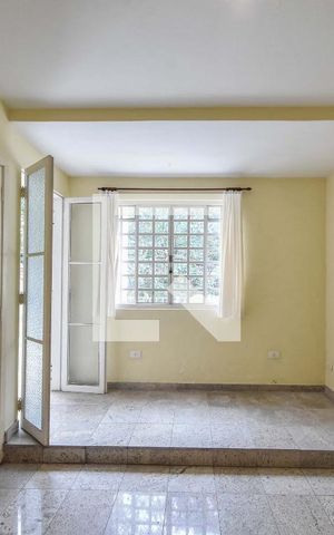 Casa para alugar com 215m², 4 quartos e 2 vagasQuarto 03