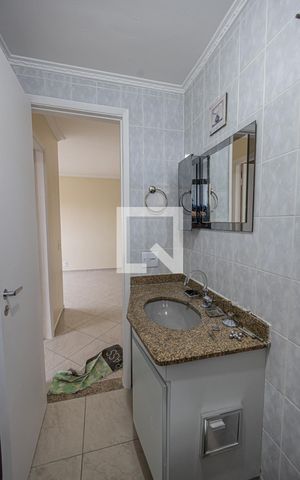 Apartamento para alugar com 65m², 2 quartos e 1 vaga Apartamento para alugar com 65m², 2 quartos e 1 vagaBanheiro Social