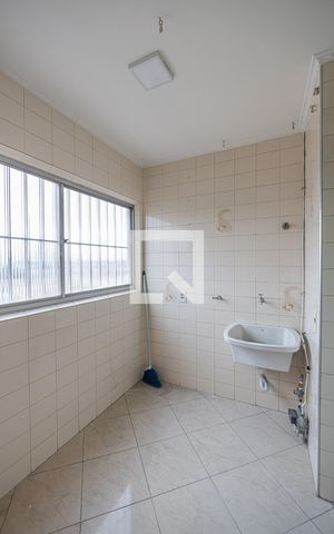 Apartamento para alugar com 65m², 2 quartos e 1 vaga Apartamento para alugar com 65m², 2 quartos e 1 vagaÁrea de Serviço