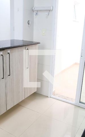 Apartamento para alugar com 63m², 2 quartos e 2 vagas Apartamento para alugar com 63m², 2 quartos e 2 vagasCozinha