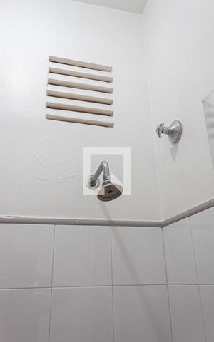 Apartamento à venda com 120m², 3 quartos e 1 vaga Apartamento à venda com 120m², 3 quartos e 1 vagaBanheiro de Serviço