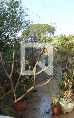 Casa à venda com 250m², 3 quartos e 4 vagasVaranda quarto 2