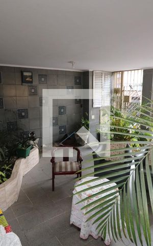 Casa à venda com 250m², 3 quartos e 4 vagasGaragem