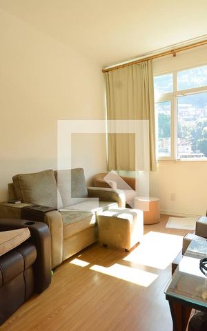 Apartamento à venda com 64m², 2 quartos e 1 vagaSala