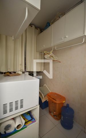 Apartamento à venda com 64m², 2 quartos e 1 vagaQuarto de Serviço