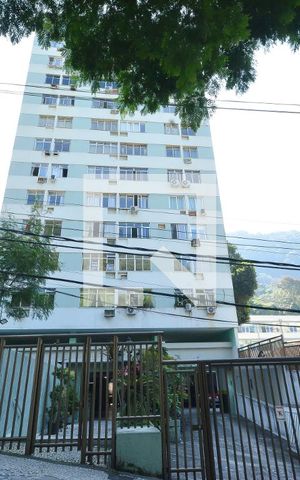 Apartamento à venda com 64m², 2 quartos e 1 vagaFachada