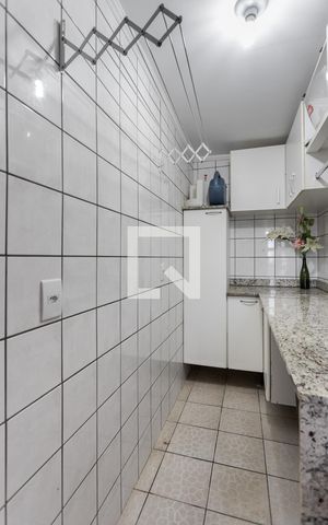 Casa à venda com 292m², 4 quartos e 3 vagas Casa à venda com 292m², 4 quartos e 3 vagasÁrea de Serviço