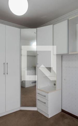 Casa à venda com 292m², 4 quartos e 3 vagas Casa à venda com 292m², 4 quartos e 3 vagasQuarto 1