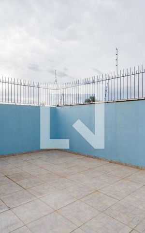 Casa à venda com 292m², 4 quartos e 3 vagas Casa à venda com 292m², 4 quartos e 3 vagasTerraço