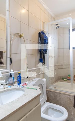 Apartamento à venda com 360m², 5 quartos e 4 vagas Apartamento à venda com 360m², 5 quartos e 4 vagasBanheiro Social