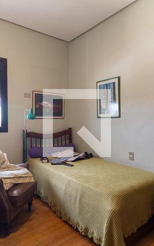 Apartamento à venda com 360m², 5 quartos e 4 vagas Apartamento à venda com 360m², 5 quartos e 4 vagasQuarto 3