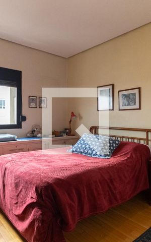 Apartamento à venda com 360m², 5 quartos e 4 vagas Apartamento à venda com 360m², 5 quartos e 4 vagasSuíte 2