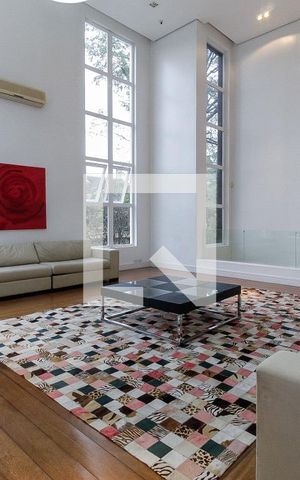 Casa à venda com 389m², 3 quartos e 4 vagasSala