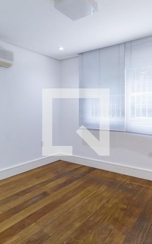 Casa à venda com 389m², 3 quartos e 4 vagasQuarto 2