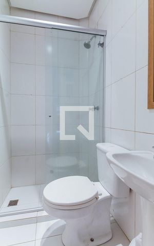 Casa à venda com 389m², 3 quartos e 4 vagasBanheiro de serviço