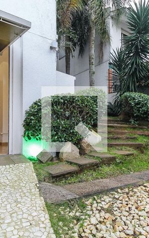 Casa à venda com 389m², 3 quartos e 4 vagasQuintal