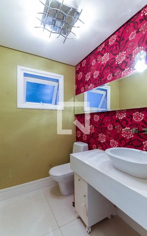 Casa à venda com 389m², 3 quartos e 4 vagasLavabo