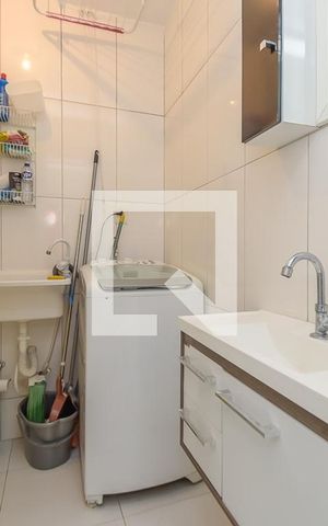 Studio à venda com 33m², 1 quarto e sem vaga Studio à venda com 33m², 1 quarto e sem vagaBanheiro