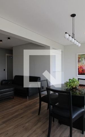 Apartamento para alugar com 110m², 3 quartos e 2 vagasSala