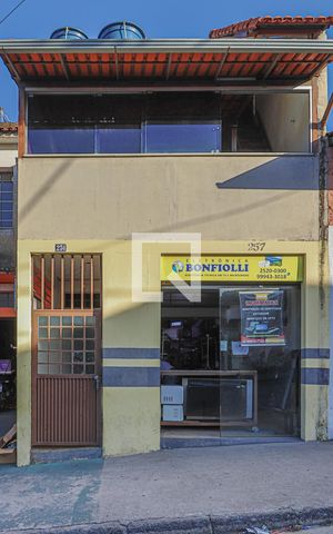 Apartamento à venda com 150m², 2 quartos e sem vagaFachada