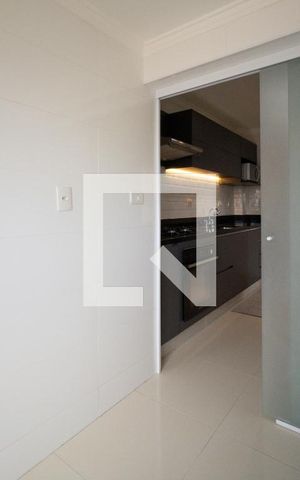Apartamento à venda com 85m², 2 quartos e 1 vagaÁrea de Serviço