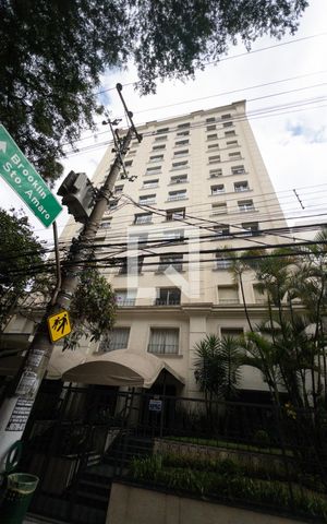 Apartamento à venda com 85m², 2 quartos e 1 vagaFachada
