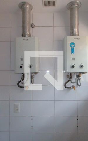 Casa de condomínio à venda com 106m², 3 quartos e 1 vagaÁrea de Serviço