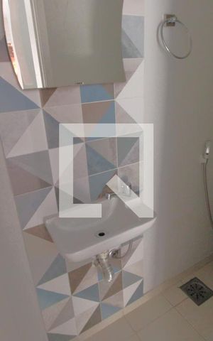 Casa de condomínio à venda com 106m², 3 quartos e 1 vagaLavabo