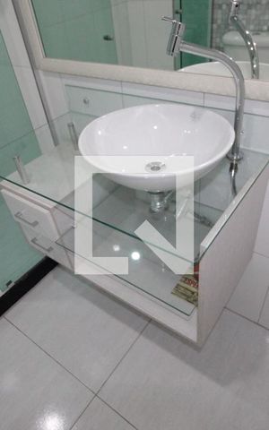 Casa de condomínio à venda com 106m², 3 quartos e 1 vagaBanheiro Quarto 2