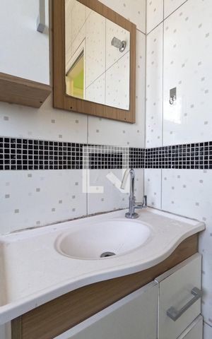Apartamento à venda com 71m², 2 quartos e 1 vaga Apartamento à venda com 71m², 2 quartos e 1 vagaBanheiro