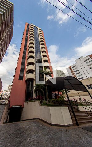 Apartamento para alugar com 35m², 1 quarto e 1 vagaFachada