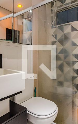 Apartamento à venda com 33m², 1 quarto e 1 vaga Apartamento à venda com 33m², 1 quarto e 1 vagaBanheiro