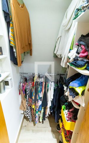 Studio à venda com 25m², 1 quarto e sem vaga Studio à venda com 25m², 1 quarto e sem vagaCloset