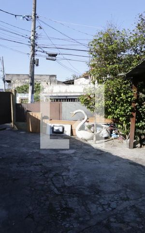Casa à venda com 400m², 2 quartos e 2 vagasQuintal/Garagem