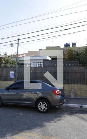 Casa à venda com 400m², 2 quartos e 2 vagasFachada