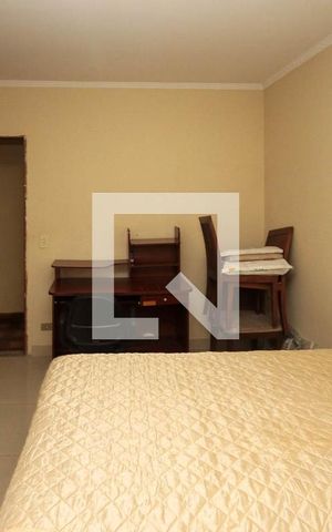 Casa à venda com 315m², 3 quartos e 7 vagas Casa à venda com 315m², 3 quartos e 7 vagasQuarto 02