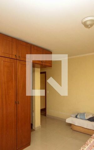 Casa à venda com 315m², 3 quartos e 7 vagas Casa à venda com 315m², 3 quartos e 7 vagasSuite