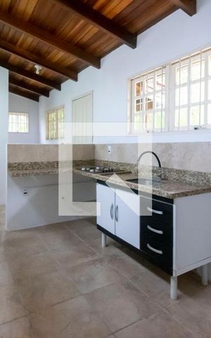 Casa de condomínio à venda com 160m², 3 quartos e 1 vaga Casa de condomínio à venda com 160m², 3 quartos e 1 vagaCozinha