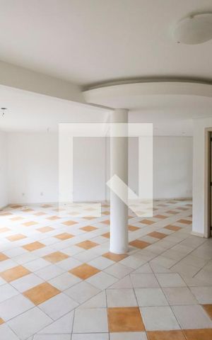Casa de condomínio à venda com 160m², 3 quartos e 1 vaga Casa de condomínio à venda com 160m², 3 quartos e 1 vagaSala de Estar