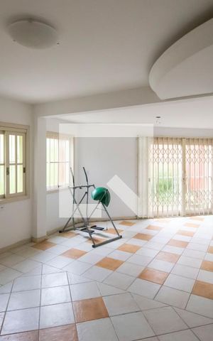 Casa de condomínio à venda com 160m², 3 quartos e 1 vaga Casa de condomínio à venda com 160m², 3 quartos e 1 vagaSala de Estar