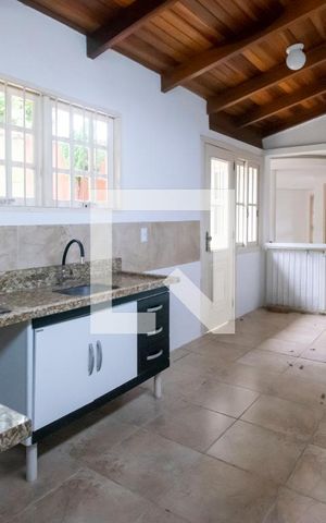 Casa de condomínio à venda com 160m², 3 quartos e 1 vaga Casa de condomínio à venda com 160m², 3 quartos e 1 vagaCozinha