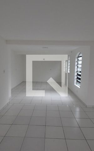 Casa para alugar com 416m², 4 quartos e 4 vagasSala