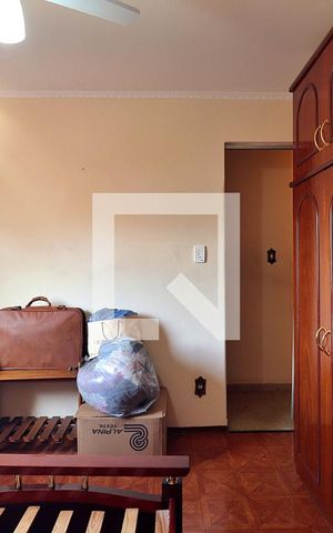 Casa à venda com 300m², 4 quartos e 4 vagasCasa 2 - Quarto 2