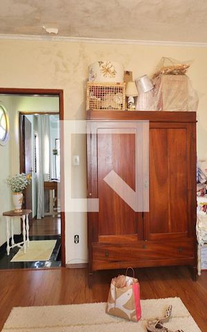 Casa à venda com 300m², 4 quartos e 4 vagasQuarto 2
